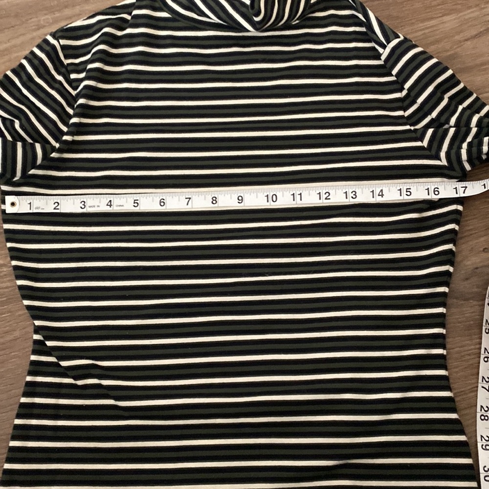 🥭 (4 for $15) Express Tricot Green Black and White Top - Picture 4 of 7